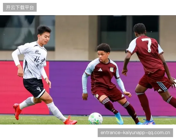 英超球队青训资源共享平台设计方案：助力青训生态新升级